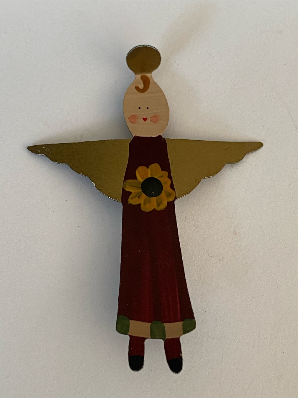 Folk art 🖼️ vintage metal brooch